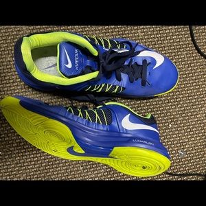 Mens Nike 10.5 basketball shoes
